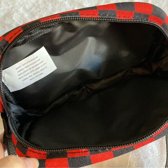 District Planet Belt Bag Red and Black Checkered Fanny Pack Check NWT Adjustable - Picture 6 of 6